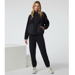 NWT Vuori polartec aspen jogger small